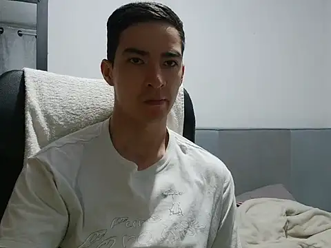 Dan Hottie online show from June 2026 07:53:01 PM