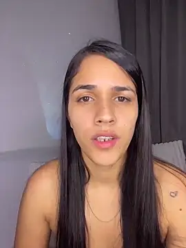 Snapshot of Isa_steele chatting on June 2026 04:57:01 AM Isa steele online show from June 2026 04:57:01 AM