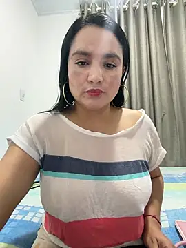 Snapshot of rousee69_ chatting on June 2026 10:48:02 PM rousee69 online show from June 2026 10:48:02 PM