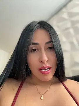 Snapshot of areviklusine1 chatting on June 2026 09:35:01 PM areviklusine1 online show from June 2026 09:35:01 PM
