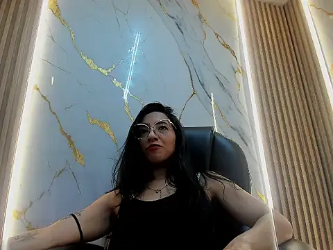 Snapshot of Feetfeticheh chatting on June 2026 02:01:01 PM Feetfeticheh online show from June 2026 02:01:01 PM