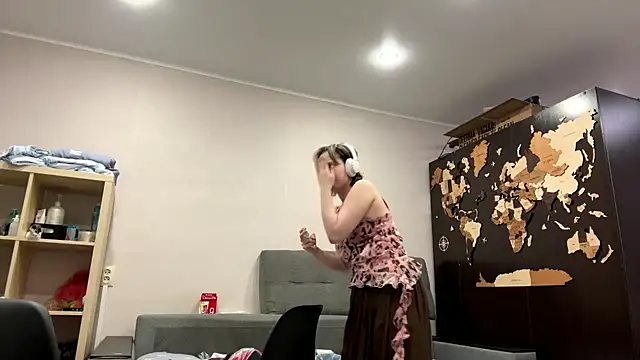 Snapshot of CuteLilit chatting on June 2026 06:07:01 PM CuteLilit online show from June 2026 06:07:01 PM