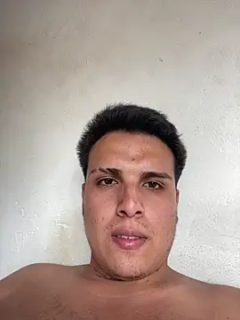 Snapshot of alexerdiego chatting on June 2026 03:51:02 PM alexerdiego online show from June 2026 03:51:02 PM