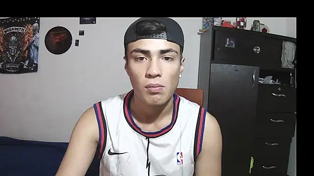 Snapshot of Fenix_hardcock chatting on July 2026 09:08:01 PM Fenix hardcock online show from July 2026 09:08:01 PM