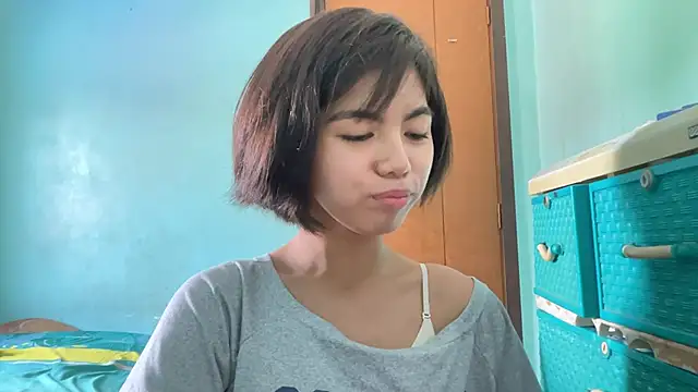 Snapshot of YukikoSchaefers chatting on June 2026 03:29:02 AM YukikoSchaefers online show from June 2026 03:29:02 AM