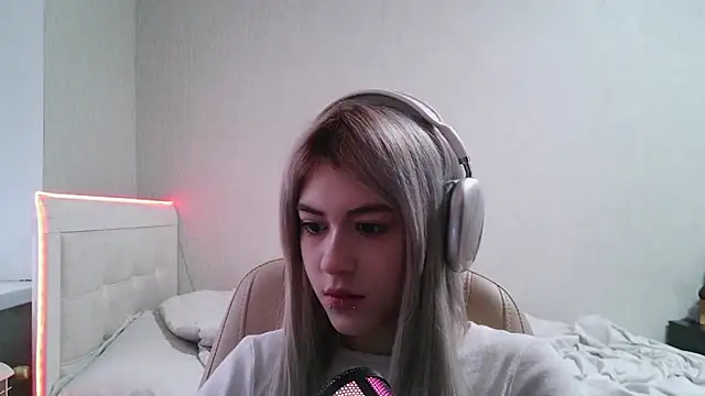 lettiegray online show from May 2026 10:23:01 AM