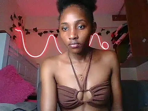 Snapshot of Velvet_peach chatting on July 2026 03:38:02 PM Velvet peach online show from July 2026 03:38:02 PM