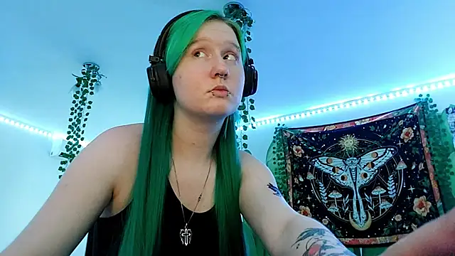 HunXena online show from June 2026 04:28:02 PM
