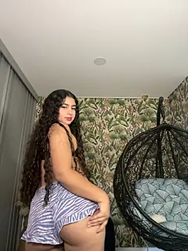 Snapshot of Abby_Zaf chatting on May 2026 09:43:01 PM Abby Zaf online show from May 2026 09:43:01 PM