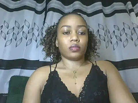 Snapshot of Flora_Fantasy chatting on July 2026 11:49:01 AM Flora Fantasy online show from July 2026 11:49:01 AM