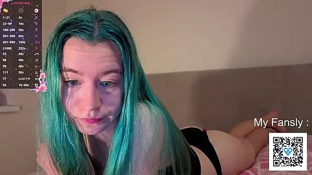 Emilya201 online show from June 2026 09:23:01 PM