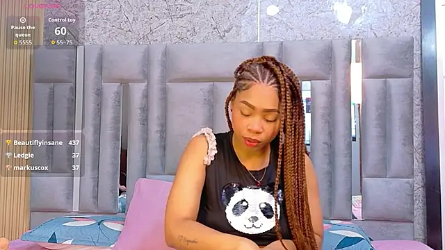 Snapshot of thinsamathagirl chatting on June 2026 02:21:02 AM thinsamathagirl online show from June 2026 02:21:02 AM