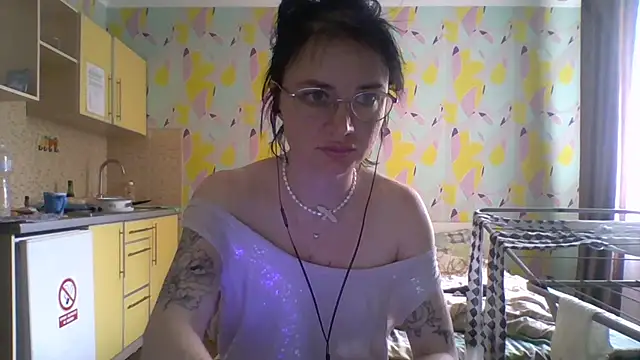 Snapshot of Diana_sosala chatting on June 2026 09:36:02 AM Diana sosala online show from June 2026 09:36:02 AM