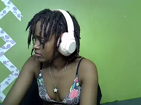 Snapshot of Slim_shedy1 chatting on June 2026 09:14:01 AM Slim shedy1 online show from June 2026 09:14:01 AM