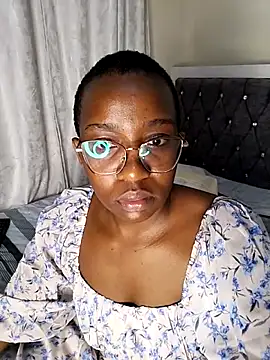 Snapshot of Miss-Temptasion chatting on May 2026 03:36:02 AM Miss-Temptasion online show from May 2026 03:36:02 AM