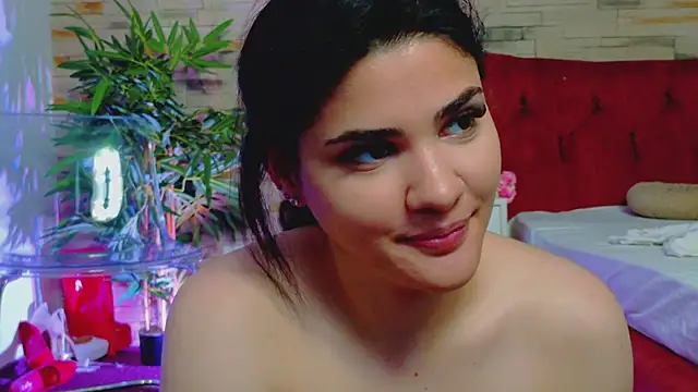 EvvaMonroe online show from June 2026 07:46:01 PM