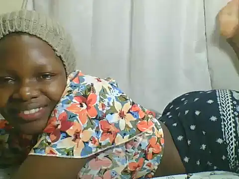 Snapshot of Sweetgal2025 chatting on July 2026 08:08:01 PM Sweetgal2025 online show from July 2026 08:08:01 PM