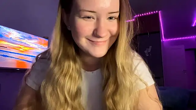 Lisi Kiss  online show from June 2026 08:03:01 PM