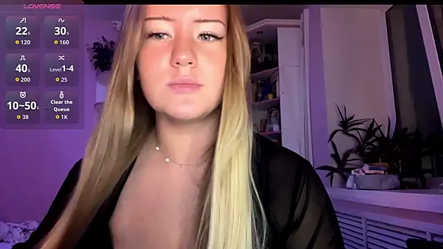 Snapshot of Lisi_Kiss_ chatting on July 2026 06:21:01 PM Lisi Kiss online show from July 2026 06:21:01 PM