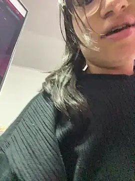 Snapshot of Klohe_LS chatting on May 2026 01:17:02 PM Klohe LS online show from May 2026 01:17:02 PM