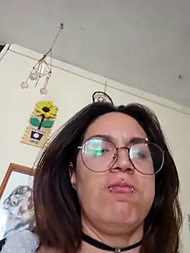 Snapshot of Karengenesisx chatting on June 2026 04:16:02 PM Karengenesisx online show from June 2026 04:16:02 PM