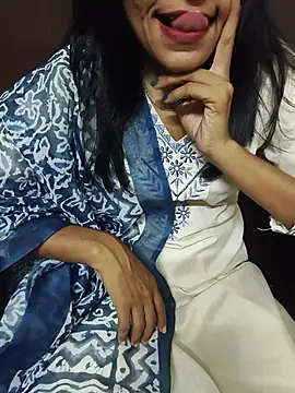 Snapshot of Shanaya_001 chatting on June 2026 12:33:01 PM Shanaya 001 online show from June 2026 12:33:01 PM