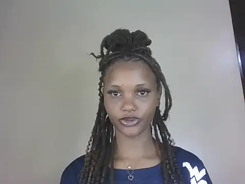 Snapshot of PrettyT5 chatting on August 2026 08:22:02 PM PrettyT5 online show from August 2026 08:22:02 PM