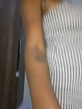 lovegally online show from May 2026 09:21:01 PM