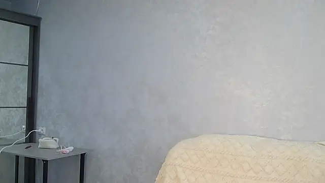 Mia pinkie online show from May 2026 08:07:01 PM