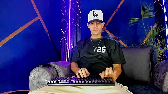 sexy hairy1 online show from June 2026 11:24:02 AM