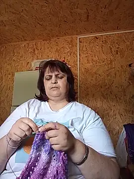Snapshot of LisichkaOksana chatting on June 2026 08:45:02 AM LisichkaOksana online show from June 2026 08:45:02 AM