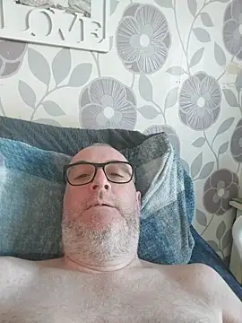 Snapshot of bigdickpeter78 chatting on June 2026 06:32:02 PM bigdickpeter78 online show from June 2026 06:32:02 PM