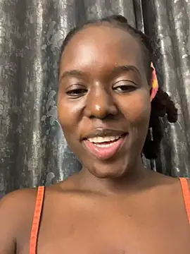 Lushlola254 online show from May 2026 08:05:02 PM