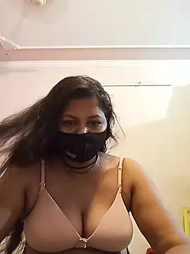 Snapshot of Miss_kirtii chatting on May 2026 04:51:01 AM Miss kirtii online show from May 2026 04:51:01 AM