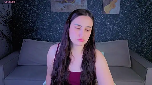 Elizabet Colllins online show from June 2026 04:53:01 PM