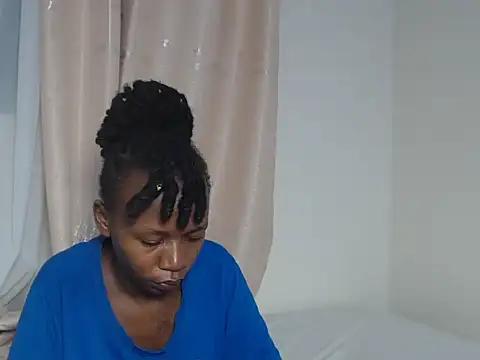 VexxieXO online show from June 2026 01:37:01 AM