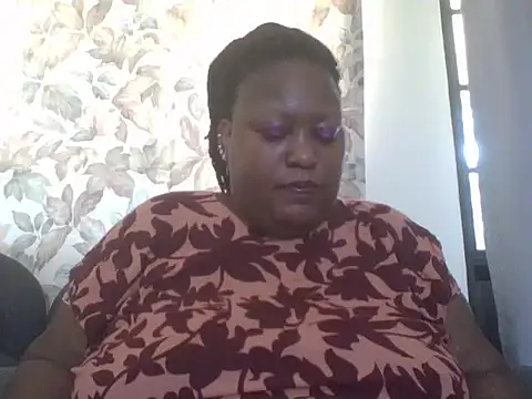Snapshot of fat_ebonyqueen chatting on June 2026 08:13:01 AM fat ebonyqueen online show from June 2026 08:13:01 AM