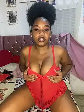 Snapshot of ArianaMadisson chatting on July 2026 01:09:01 AM ArianaMadisson online show from July 2026 01:09:01 AM