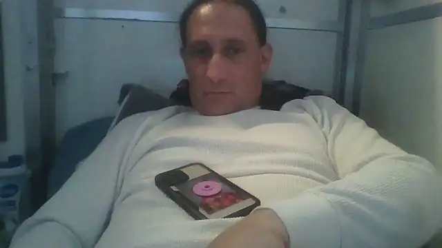 brazybooty92 online show from June 2026 01:33:01 PM