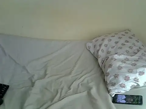 wifey aj online show from May 2026 09:42:01 PM