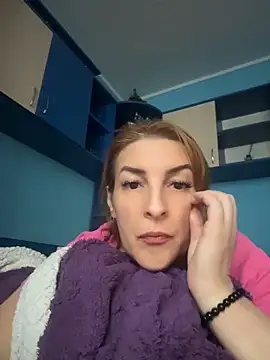 Snapshot of Hot-Milf4U chatting on June 2026 06:48:01 AM Hot-Milf4U online show from June 2026 06:48:01 AM