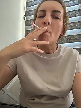 Snapshot of Hot-Milf4U chatting on June 2026 01:17:02 PM Hot-Milf4U online show from June 2026 01:17:02 PM