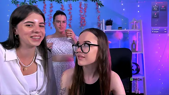 lyra desire online show from July 2026 12:51:02 PM