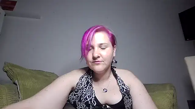 Snapshot of CheekyPinkVenusXO chatting on May 2026 10:28:01 PM CheekyPinkVenusXO online show from May 2026 10:28:01 PM