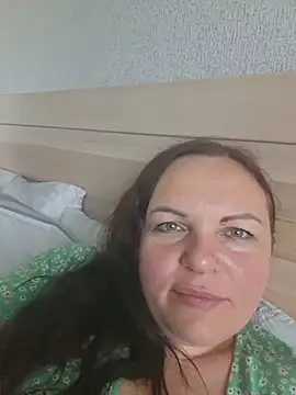 Snapshot of Meri_a chatting on June 2026 02:06:01 PM Meri a online show from June 2026 02:06:01 PM
