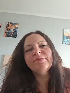 Snapshot of Meri_a chatting on July 2026 05:23:02 AM Meri a online show from July 2026 05:23:02 AM