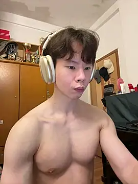 ivanzhuuu online show from May 2026 05:41:02 PM