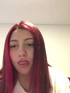 Snapshot of Emma_Cut chatting on May 2026 04:46:02 PM Emma Cut online show from May 2026 04:46:02 PM