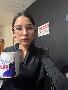 Snapshot of SaraSeduce7 chatting on June 2026 01:38:02 PM SaraSeduce7 online show from June 2026 01:38:02 PM