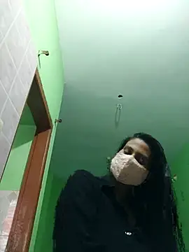 Snapshot of Sofiyaa_Sara chatting on May 2026 10:11:01 AM Sofiyaa Sara online show from May 2026 10:11:01 AM